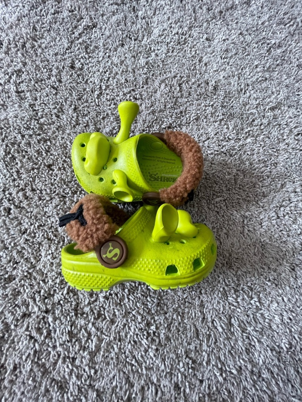 Shrek Lime Green Fuzzy Unisex Croc Sandals Size 5C